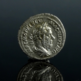 Roman Empire, Macrinus (217-218 AD), AR Denarius