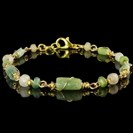 Bracelet with Roman wire-wrapped green glass beads