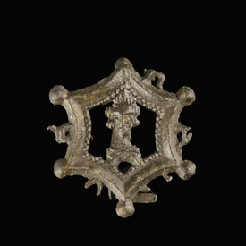 Medieval pewter bust brooch 'Amsterdammertje'