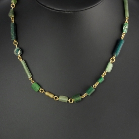 Necklace with Roman green glass beads in a linked design