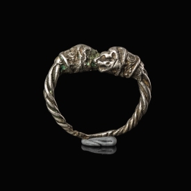 Ancient Greek Hellenistic silver ring with lion heads