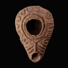 Late Roman–Early Byzantine Terracotta Oil Lamp with Inscription ‘The Light of Christ Shines for All’