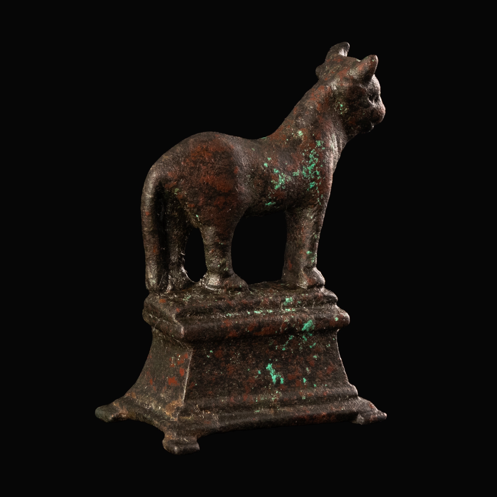 Ancient Roman bronze Bull figurine