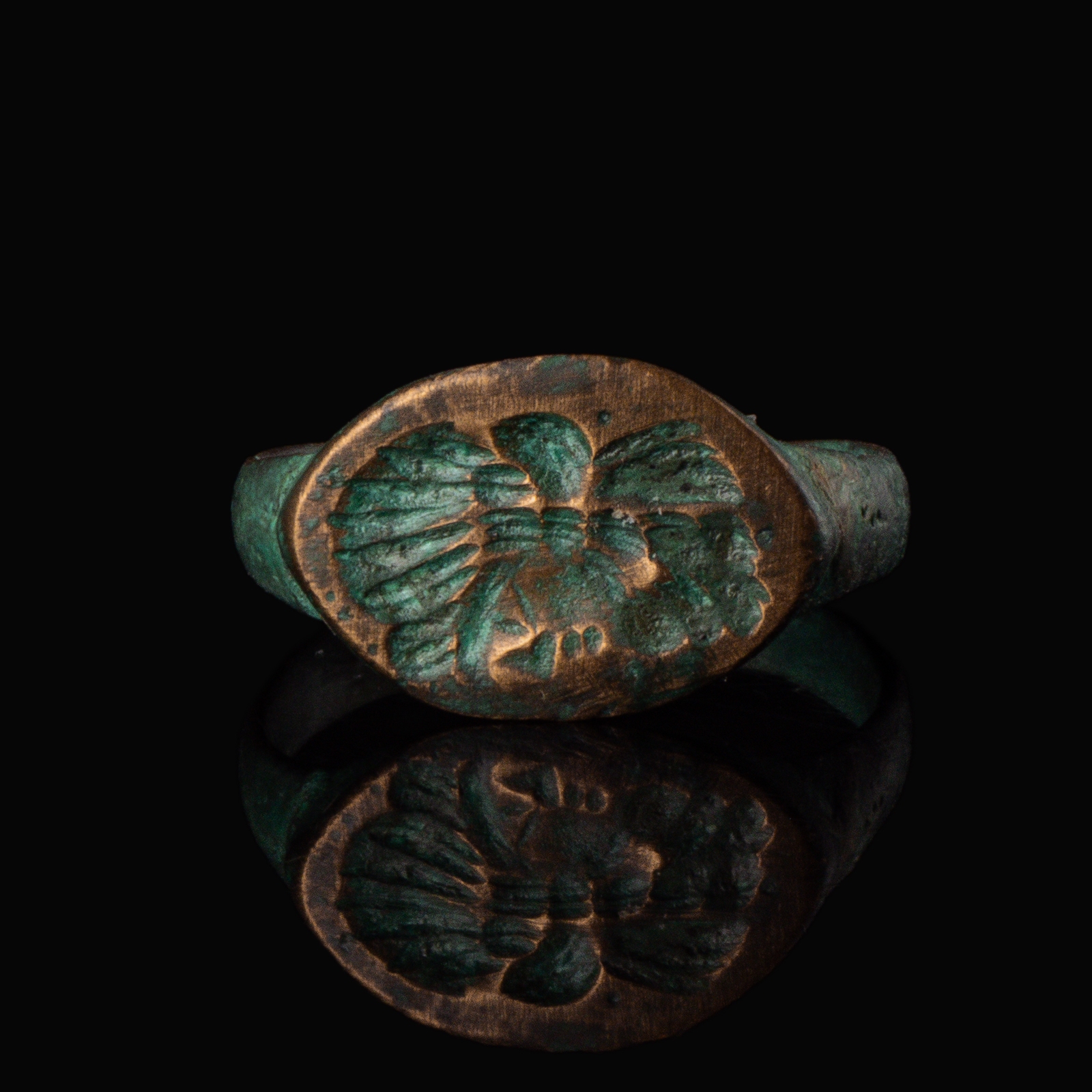 Ancient Roman bronze seal ring with bust of Zeus-Ammon