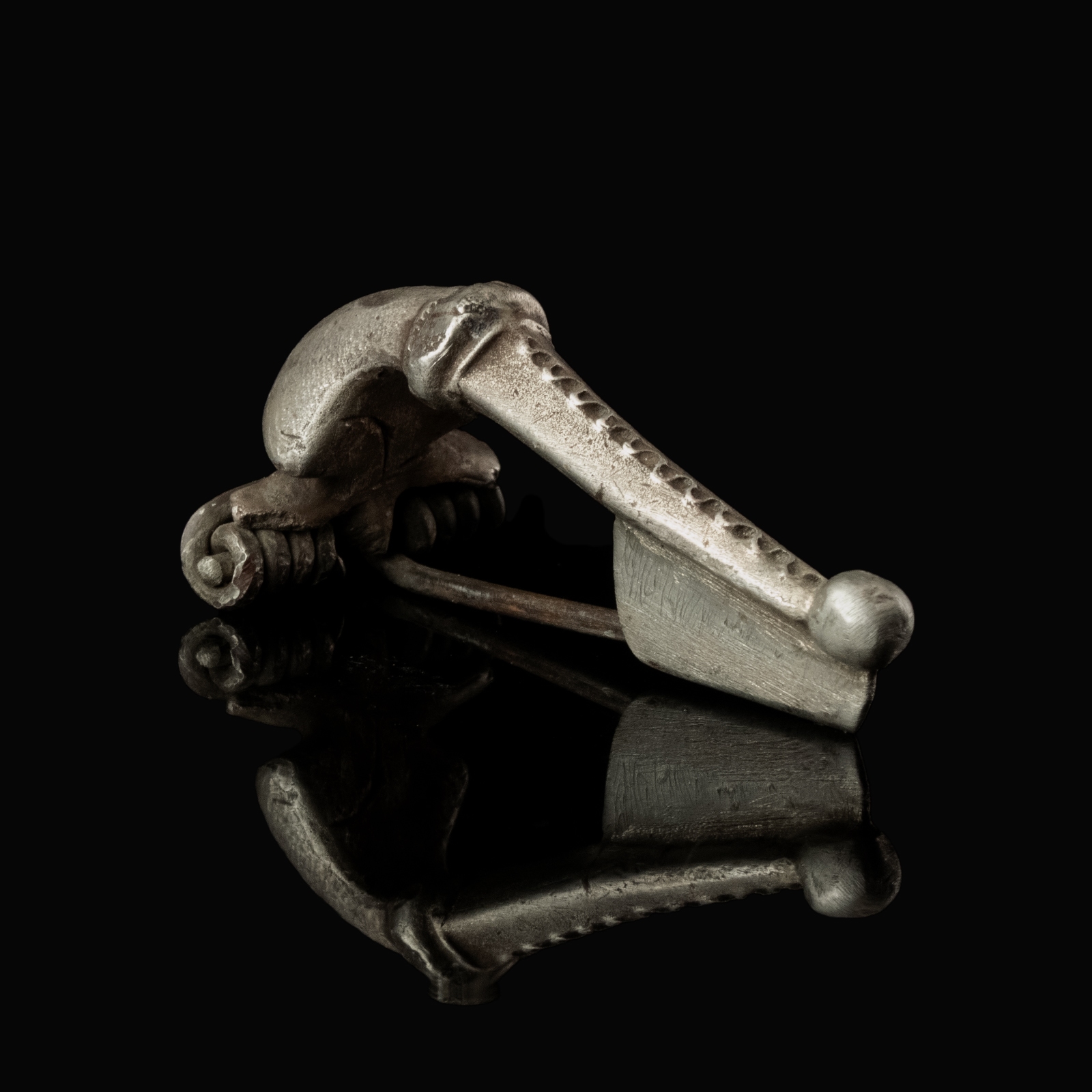 Ancient Roman silver decorated bow fibula