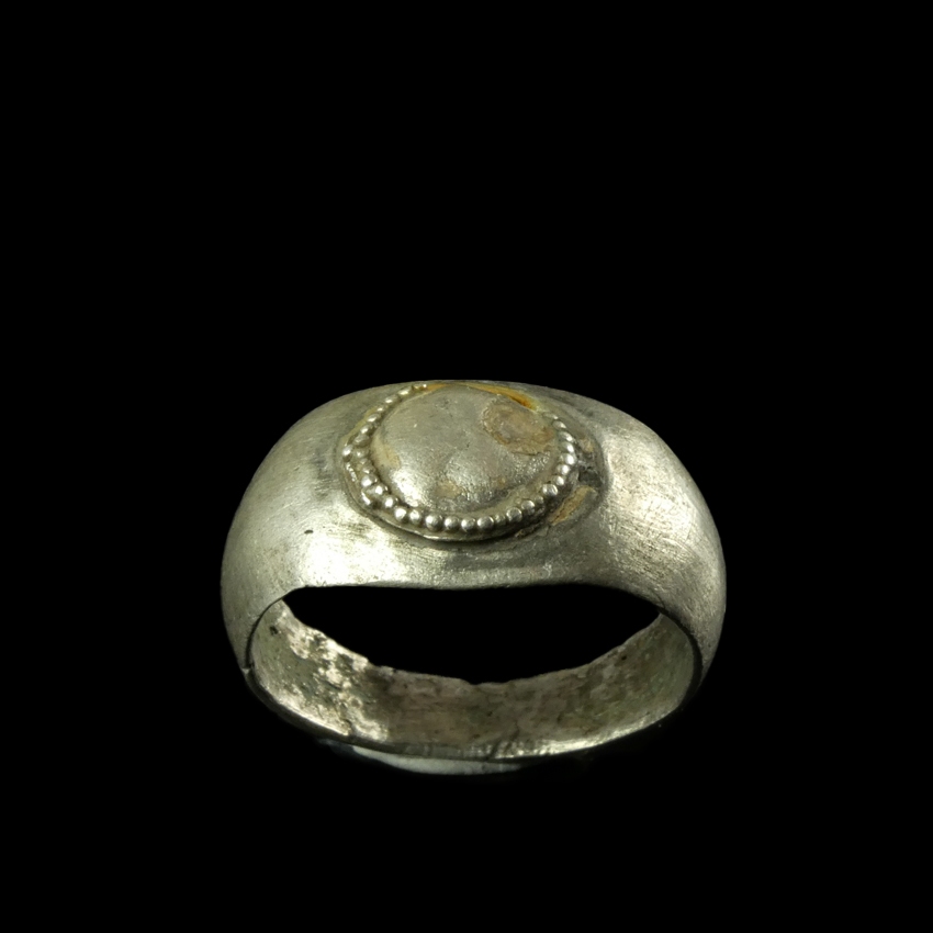 Ancient Roman silver ring with filigree decoration