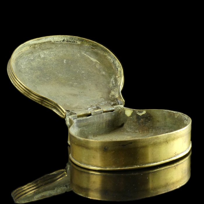 Antique brass tobacco or snuffbox with double-headed Eagle