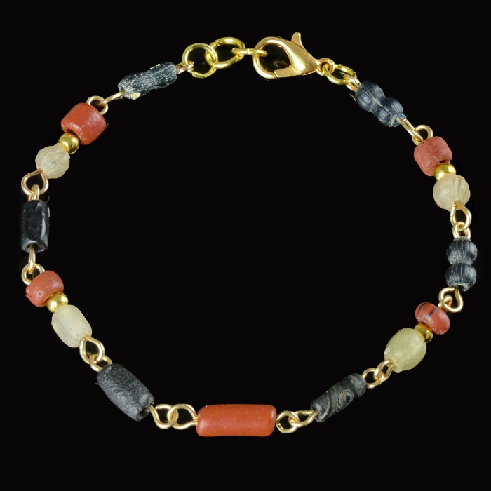 Bracelet with Roman red, black, semi-translucent glass beads
