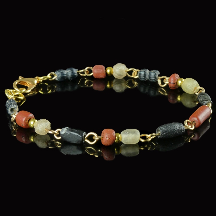 Bracelet with Roman red, black, semi-translucent glass beads