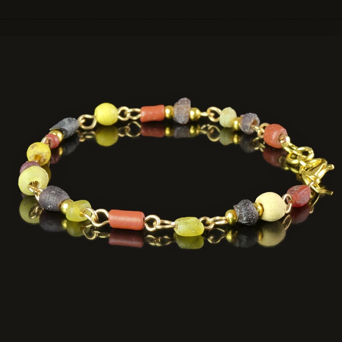 Bracelet with Roman red, purple and yellow glass beads