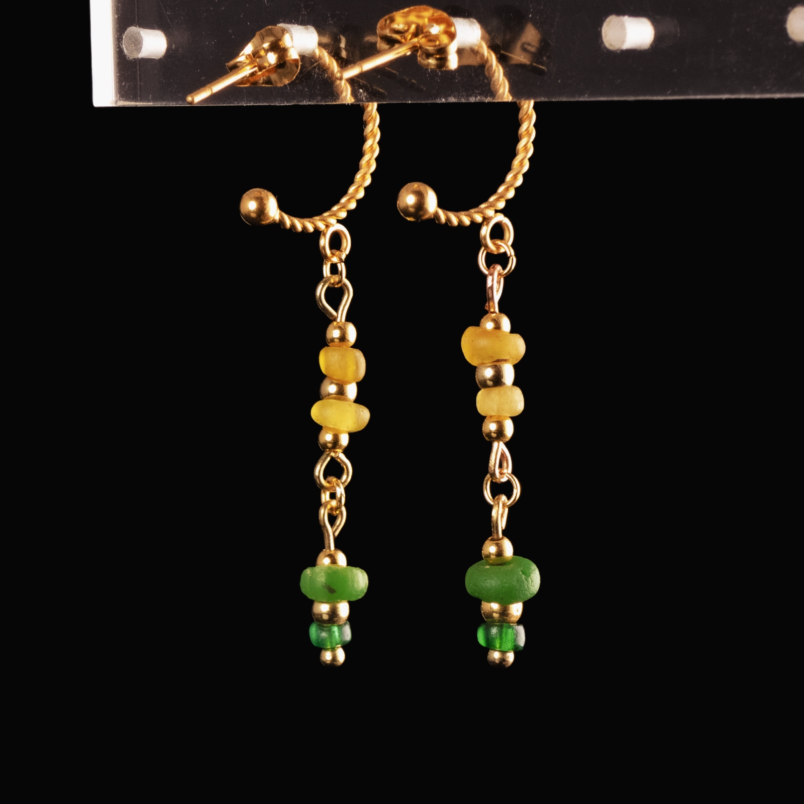 Earrings with Roman green and yellow glass beads