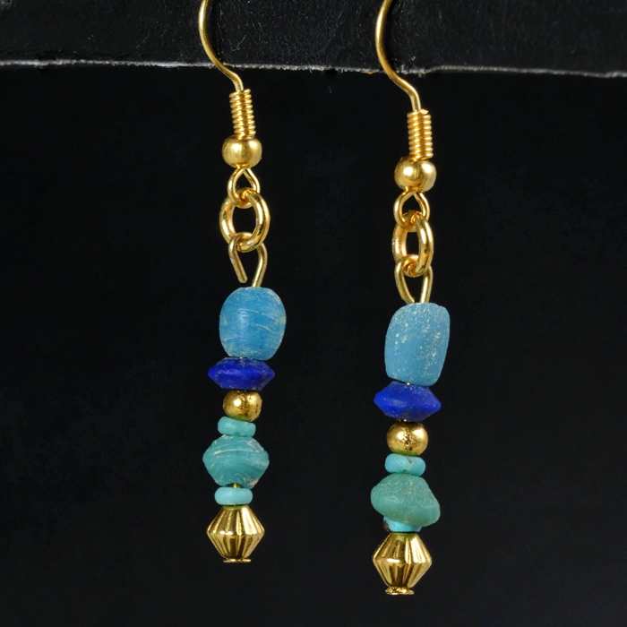 Earrings with Roman turquoise glass and lapis lazuli beads