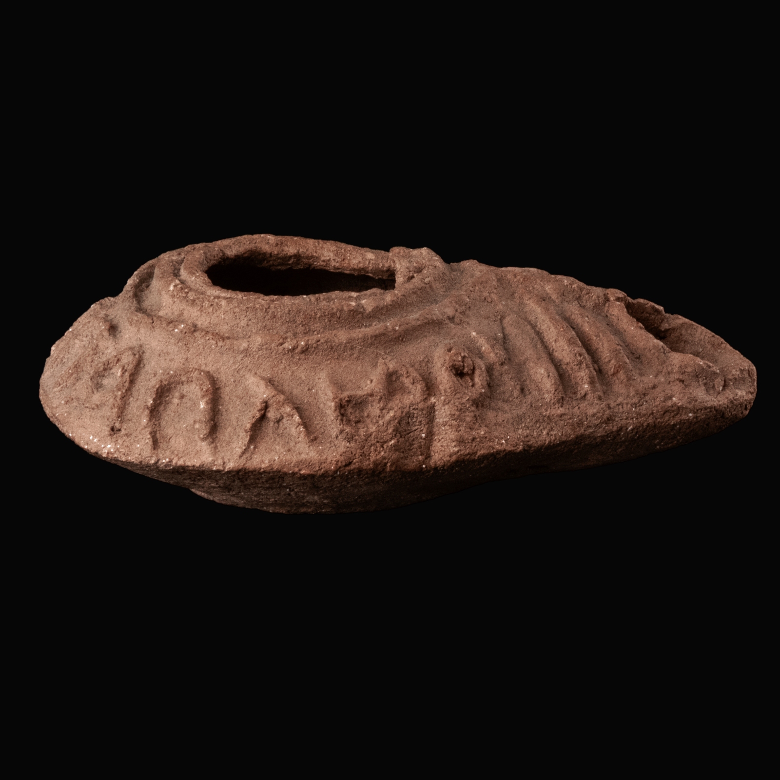 Late Roman–Early Byzantine Terracotta Oil Lamp with Inscription ‘The Light of Christ Shines for All’