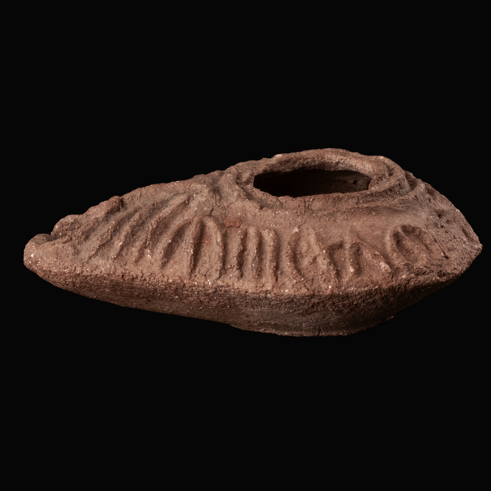 Late Roman–Early Byzantine Terracotta Oil Lamp with Inscription ‘The Light of Christ Shines for All’