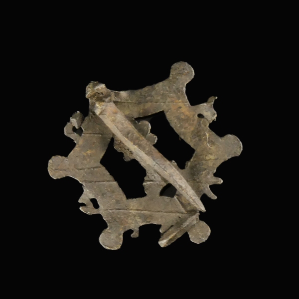 Medieval pewter bust brooch 'Amsterdammertje'