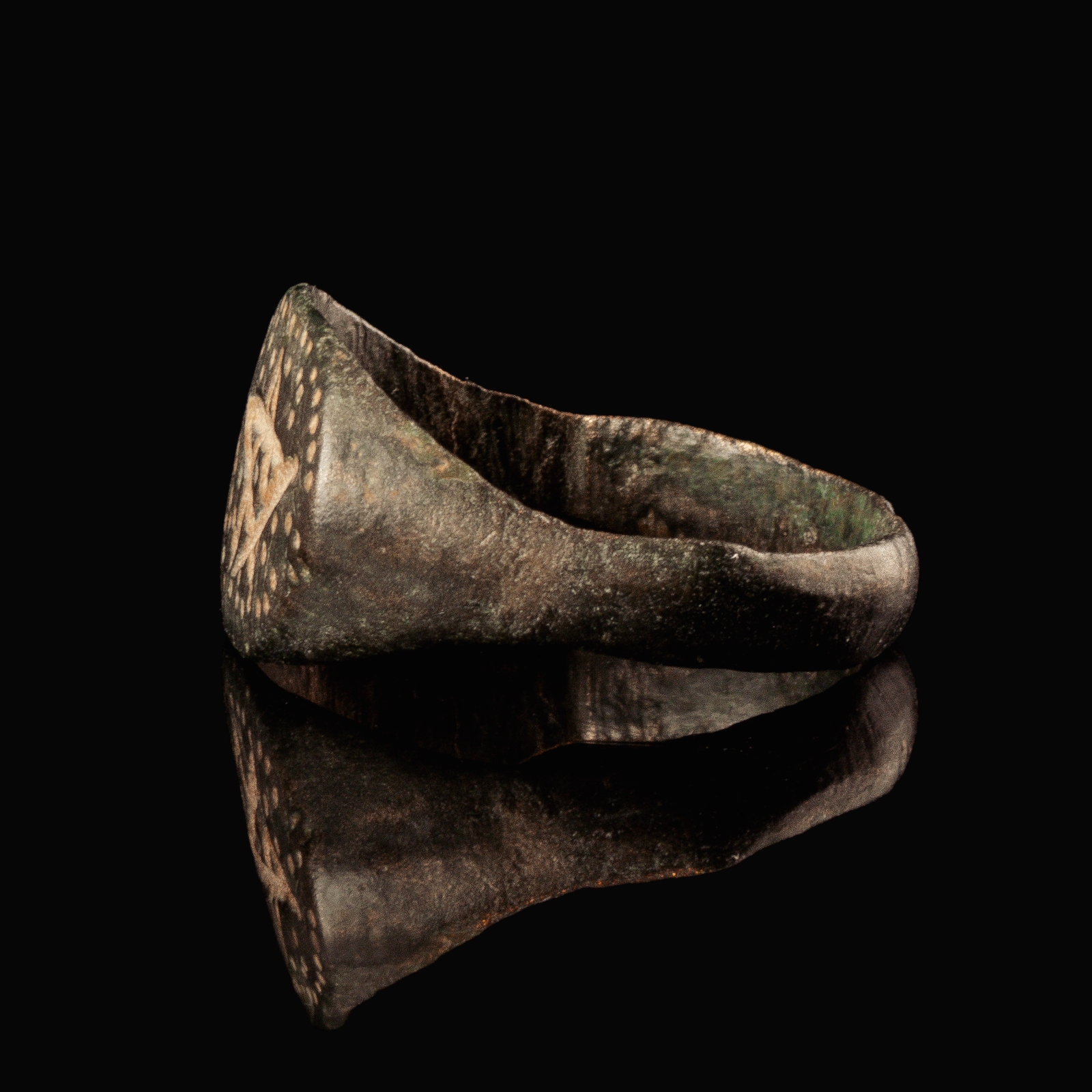 Medieval ring with Pentagram