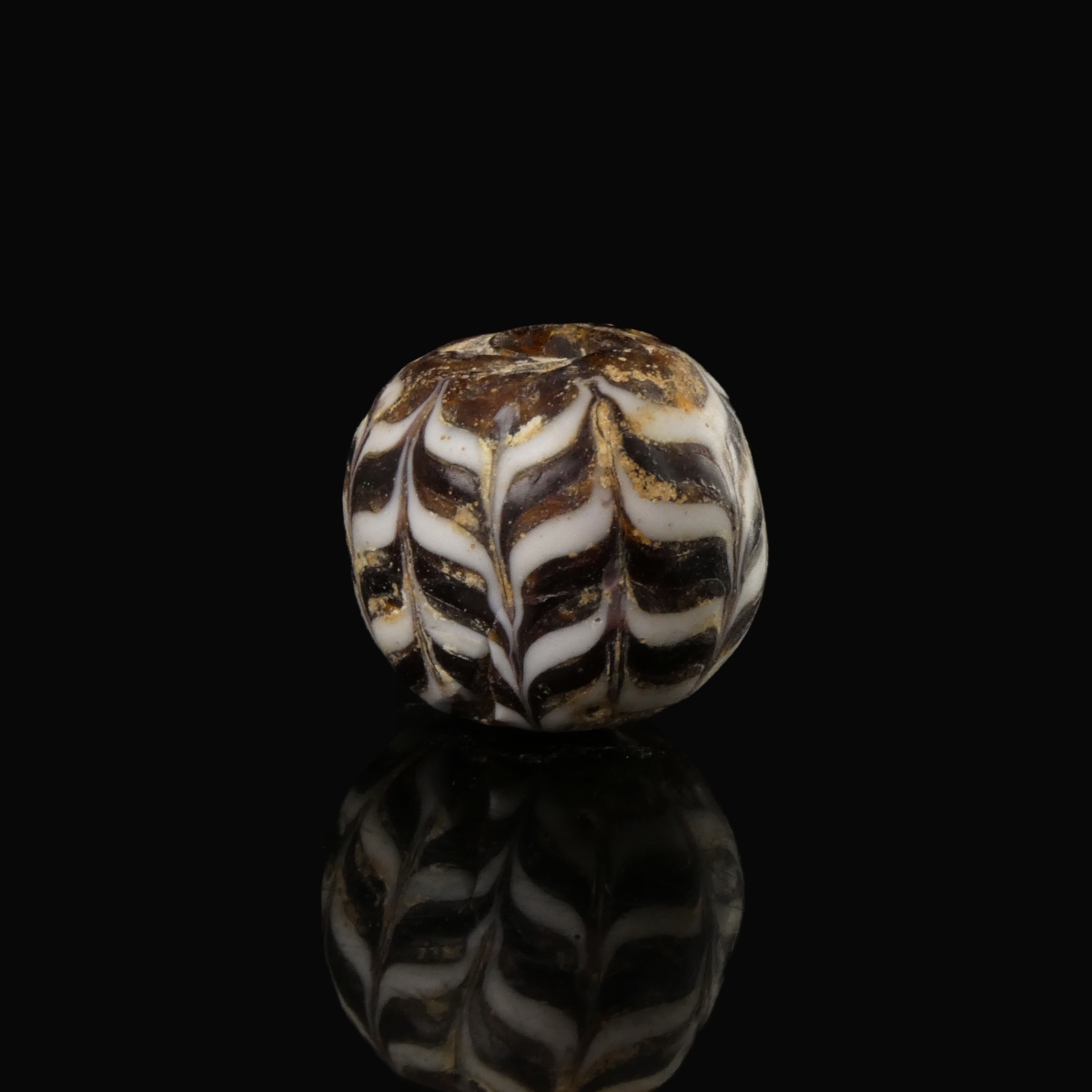 Medieval Viking trailed glass bead