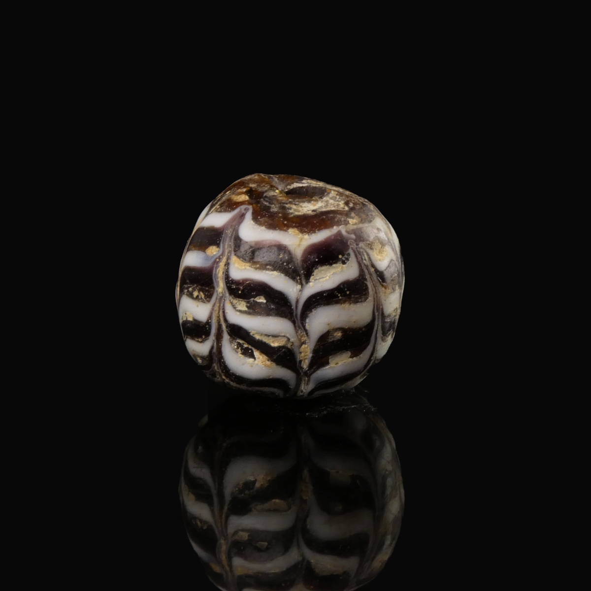 Medieval Viking trailed glass bead