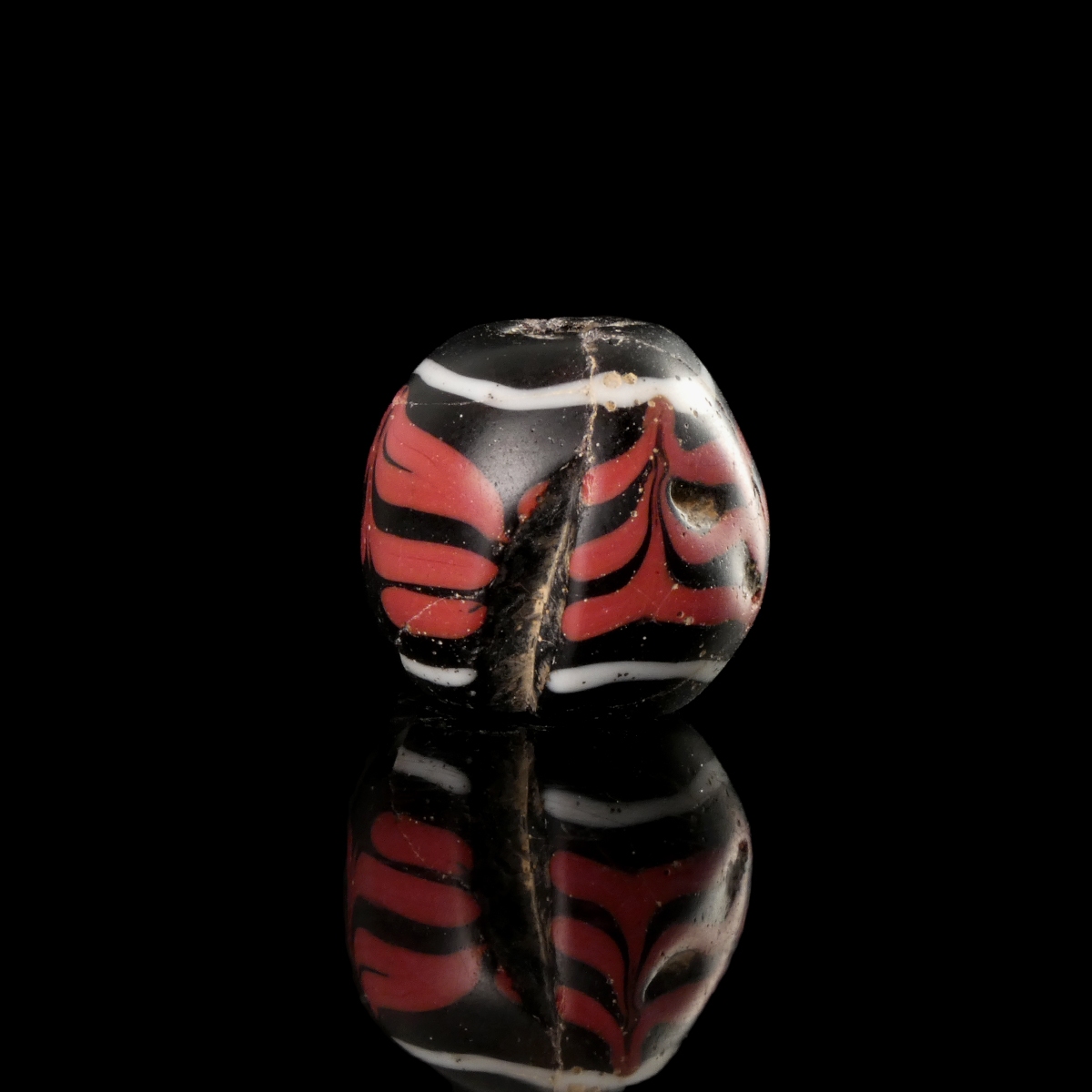 Medieval Viking trailed glass bead