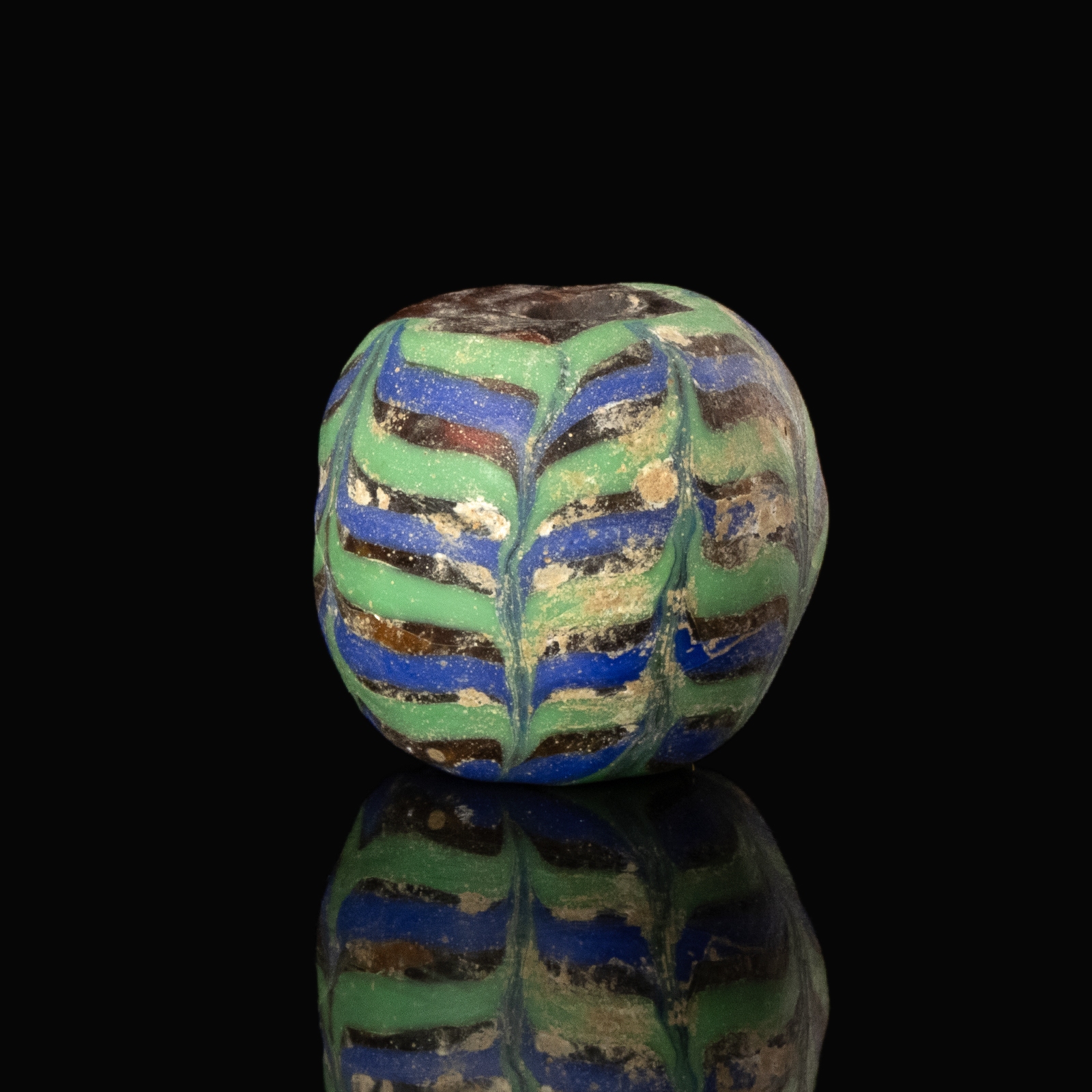 Medieval Viking trailed glass bead