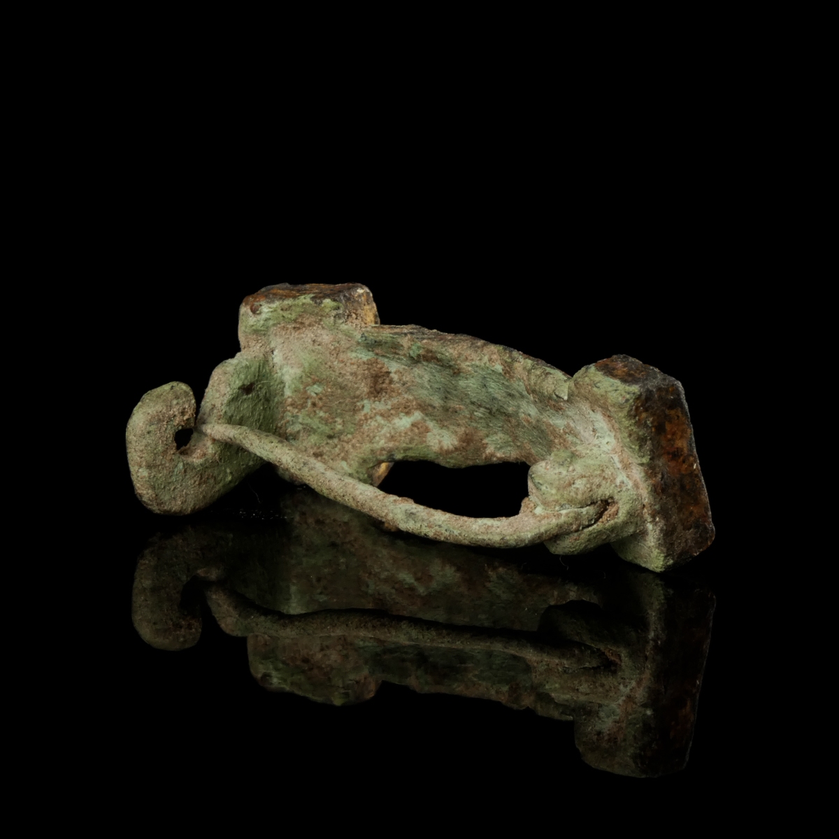 Migration Period, Frankish equal armed gilded bronze brooch with garnet