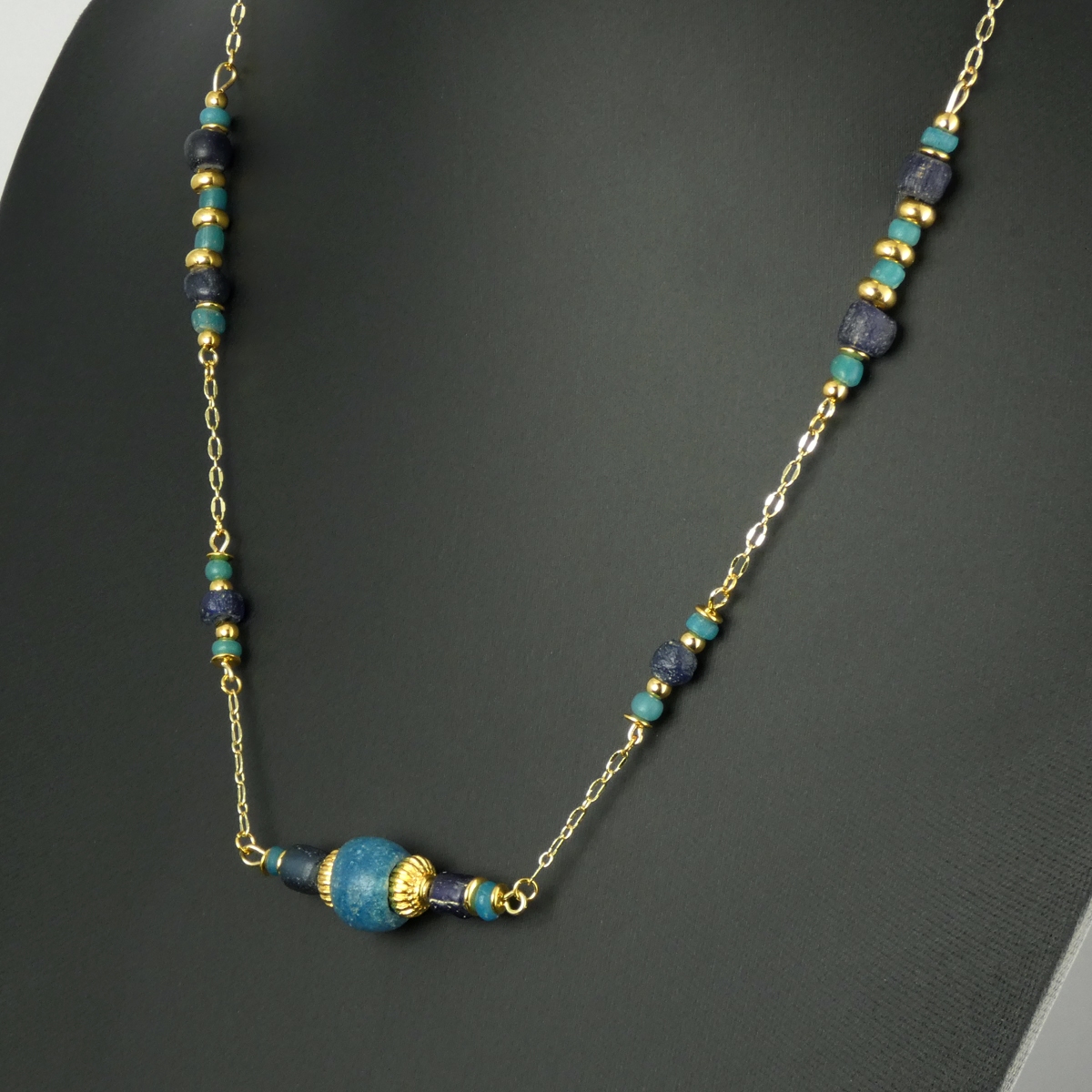 Necklace with Roman blue and turquoise glass beads