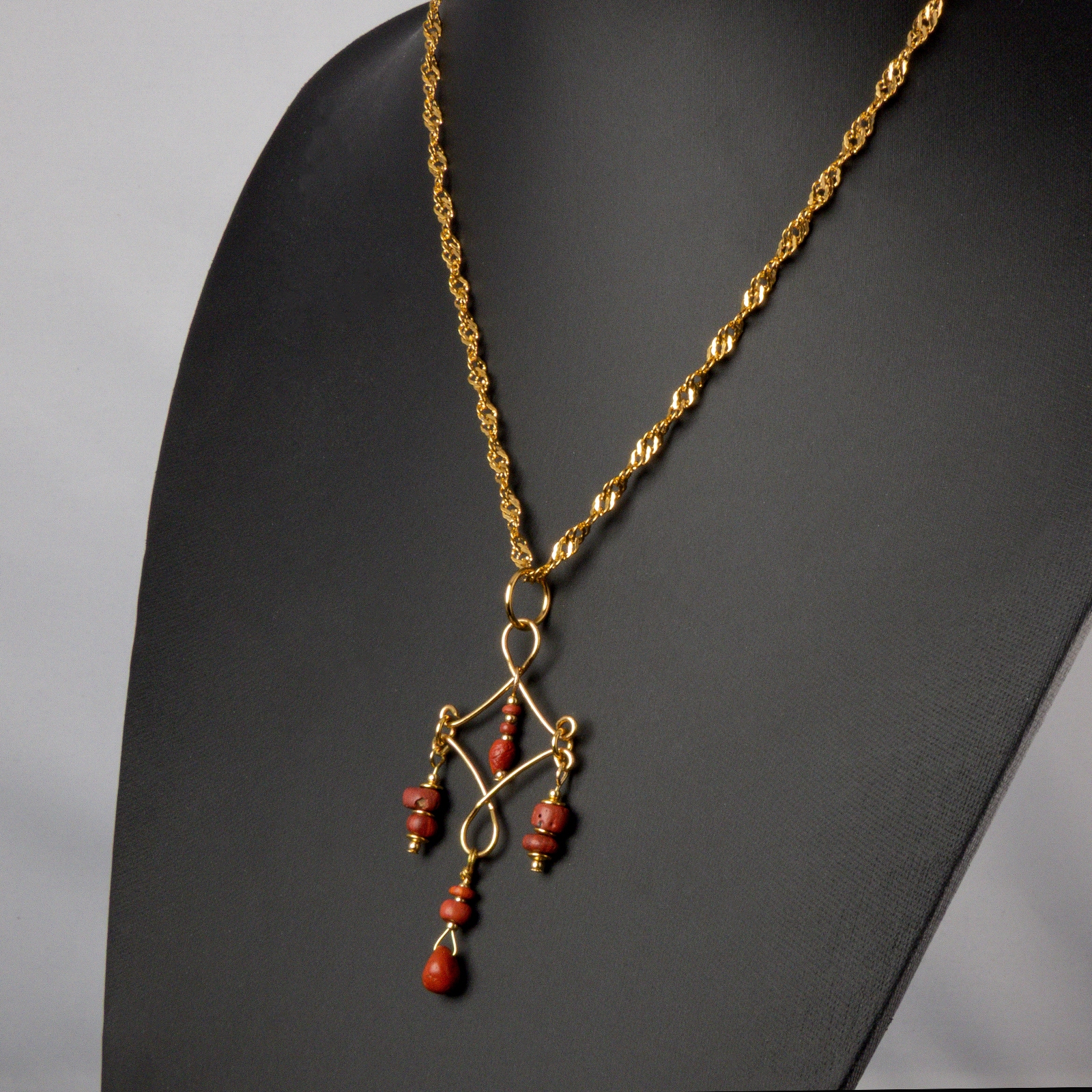 Necklace with Roman red glass beads