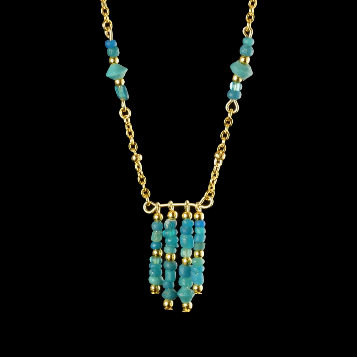 Necklace with Roman turquoise glass beads