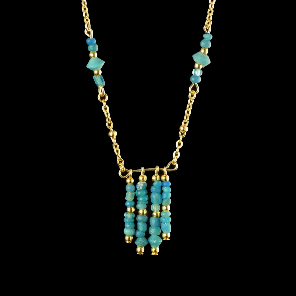 Necklace with Roman turquoise glass beads