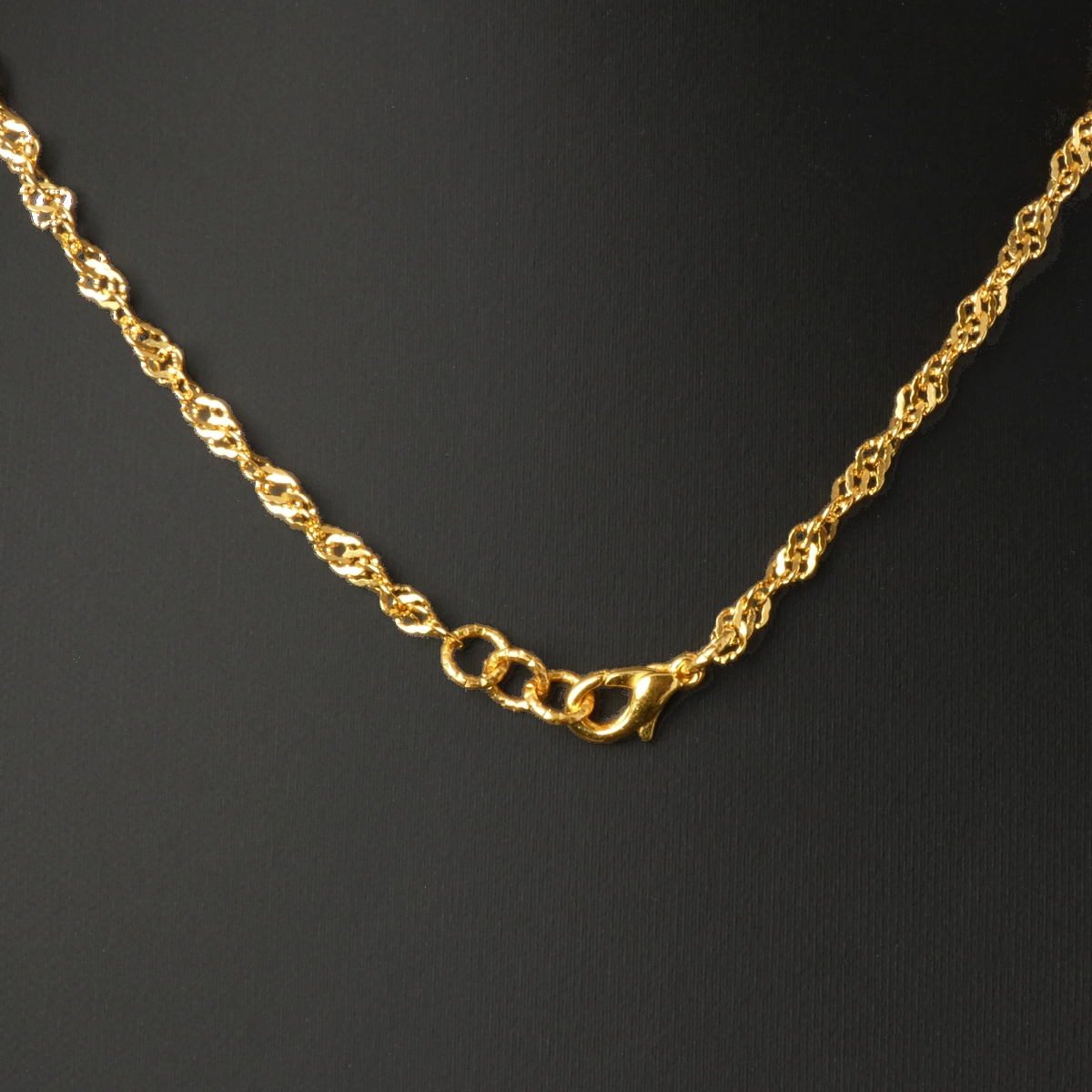 Necklace with wire-wrapped Roman amber and semi-translucent glass beads