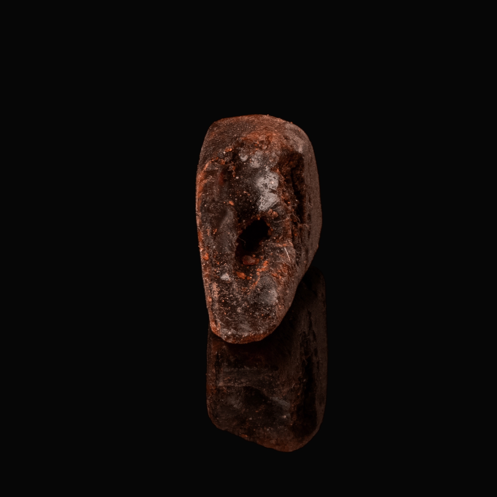 Roman amber bead