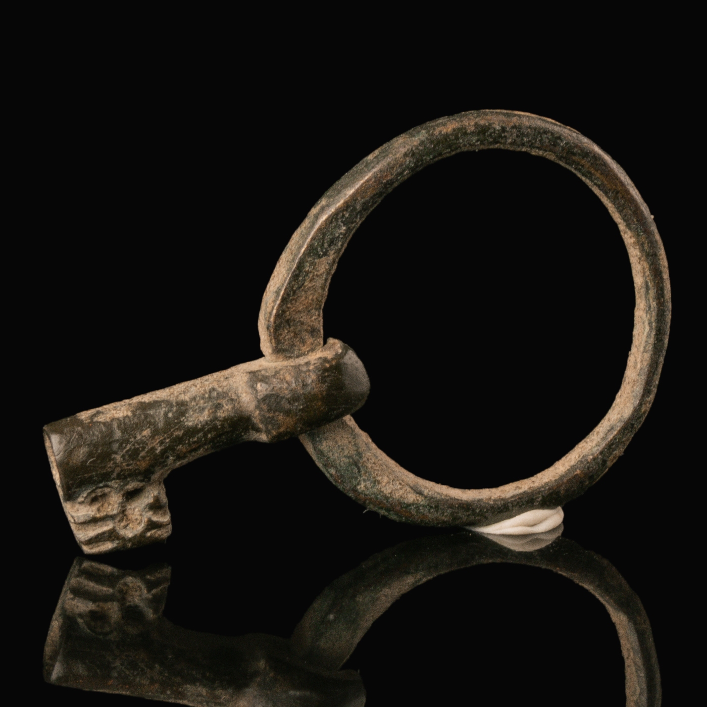 Roman Bronze Ring Key with Fully Rotating Mechanism