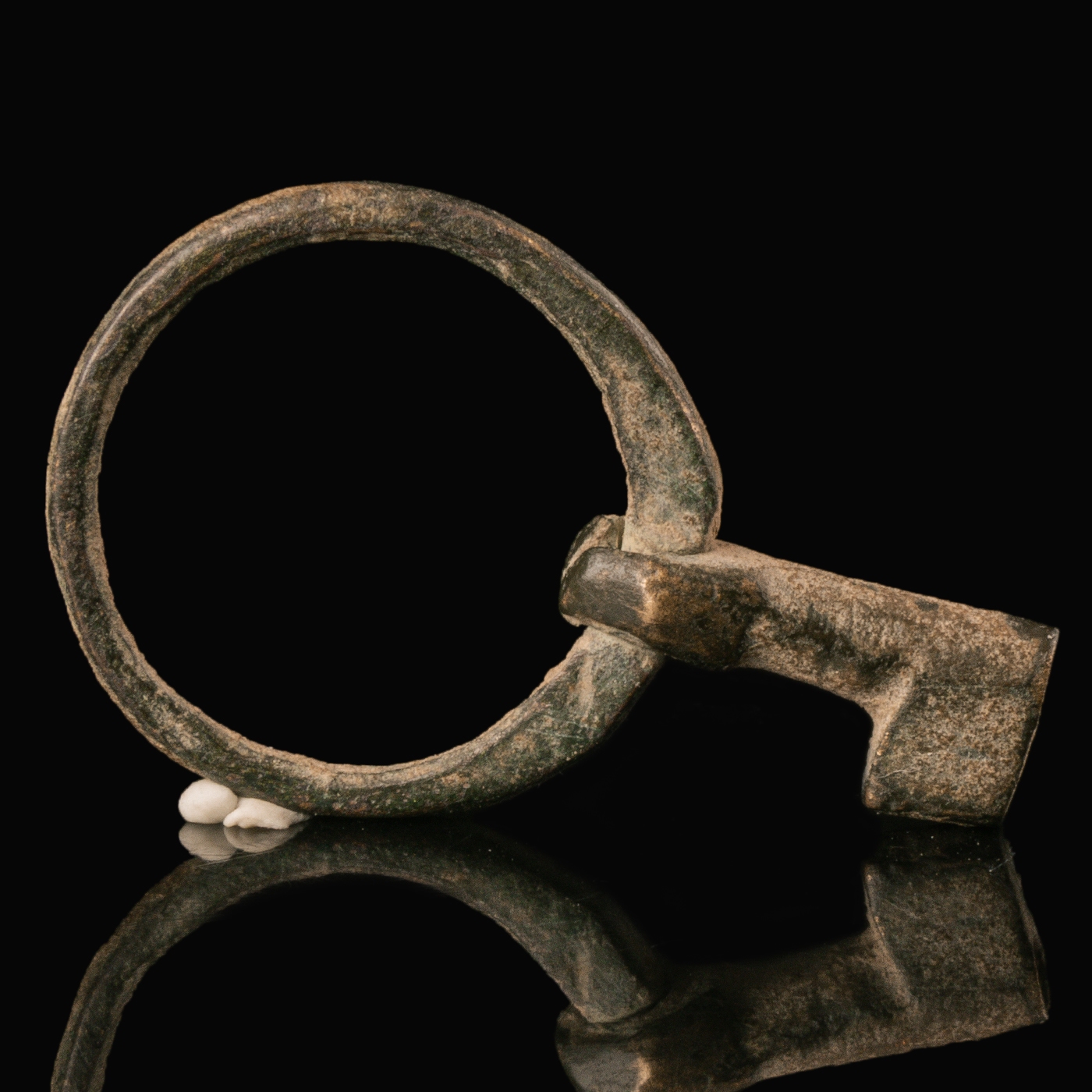 Roman Bronze Ring Key with Fully Rotating Mechanism