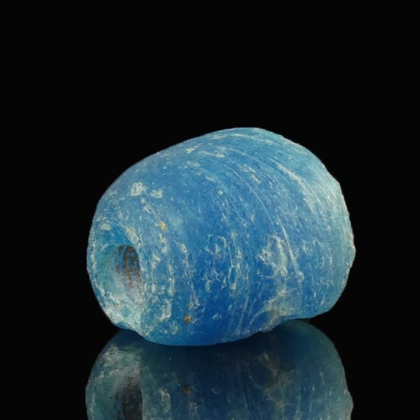 Roman glass bead, large size