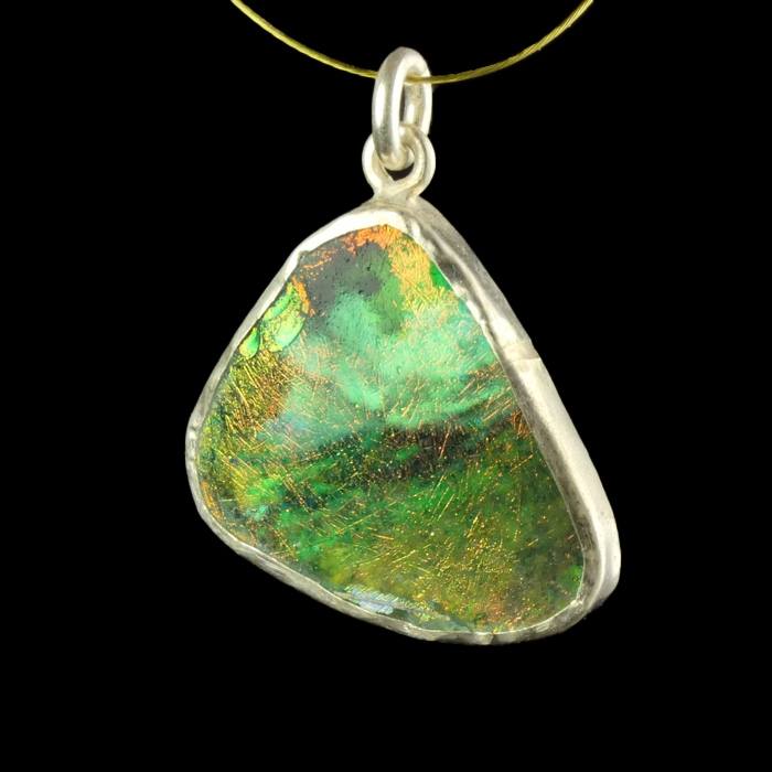 Silver pendant with Ancient Roman / Byzantine iridescent glass