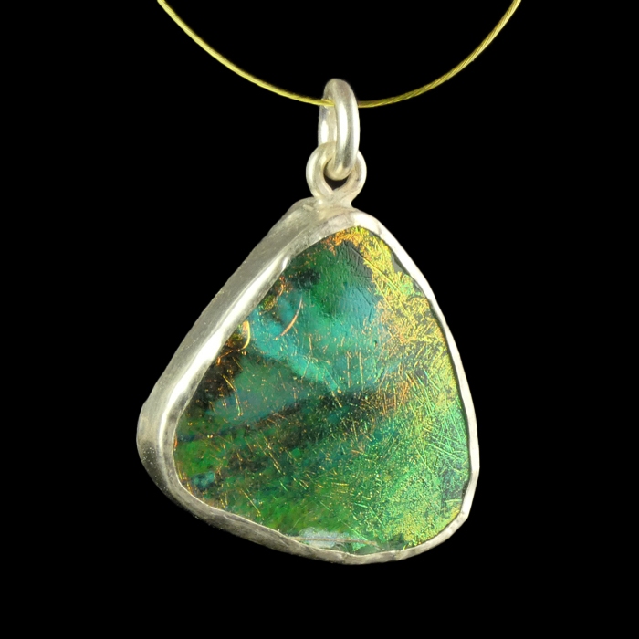 Silver pendant with Ancient Roman / Byzantine iridescent glass