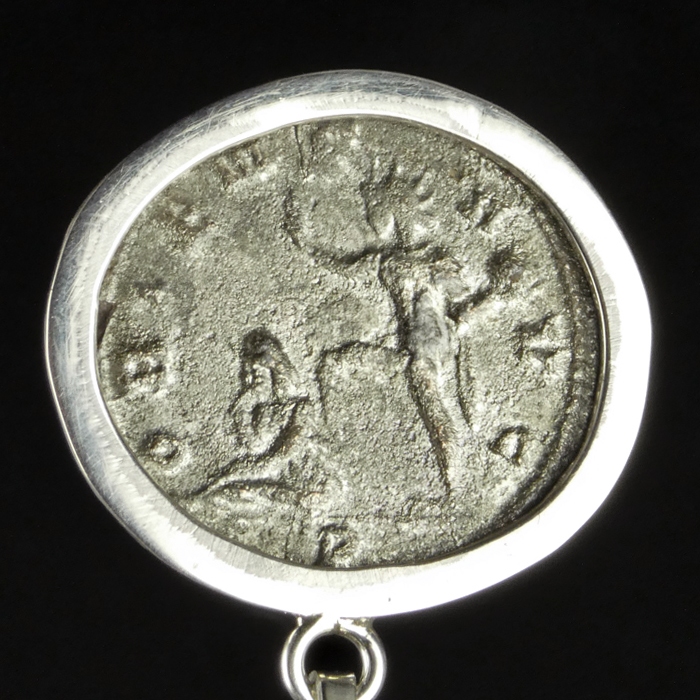 Silver pendant with Roman coin of Aurelian, rare issue