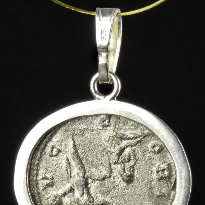 Silver pendant with Roman coin of Aurelianus, rare issue