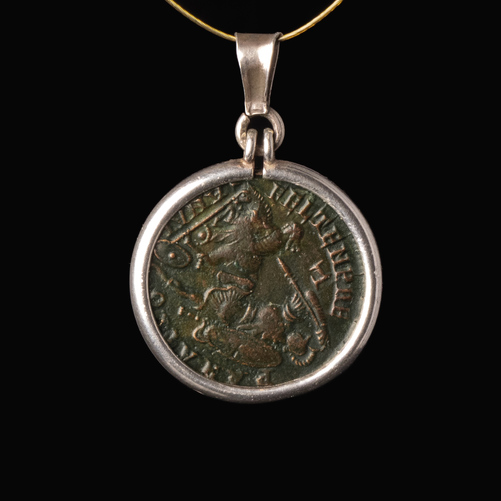 Silver pendant with Roman coin of Constantius Gallus