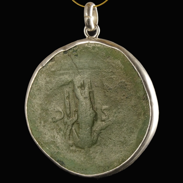 Silver pendant with Roman coin of Hadrian
