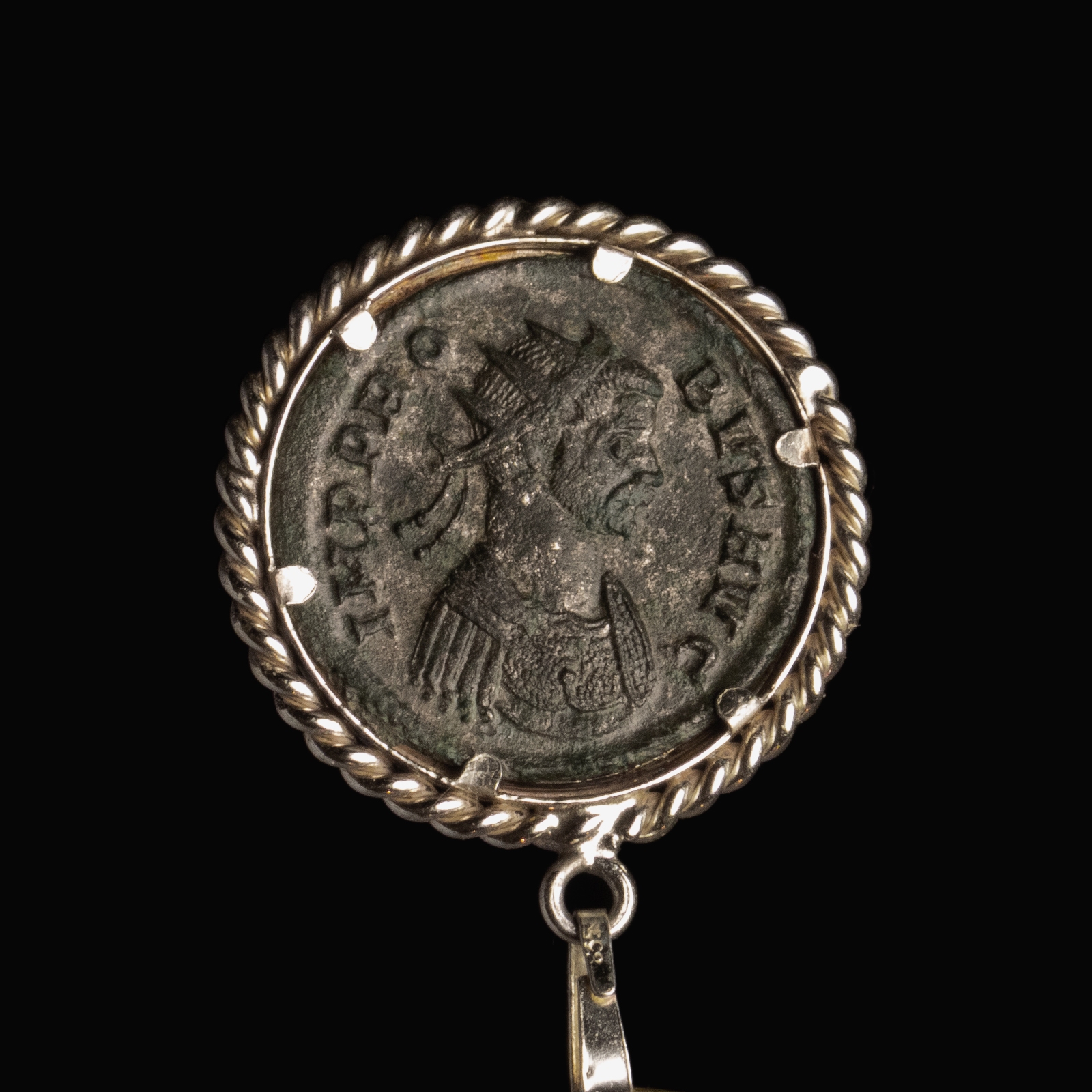 Silver Pendant with Roman Coin of Probus - Adventus Reverse