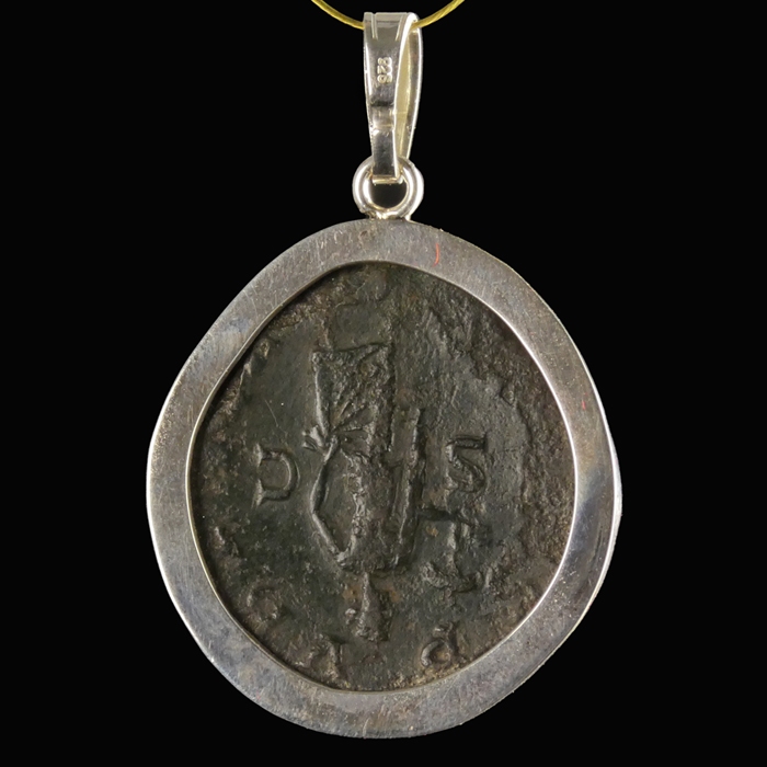 Silver pendant with Roman coin of Severus Alexander