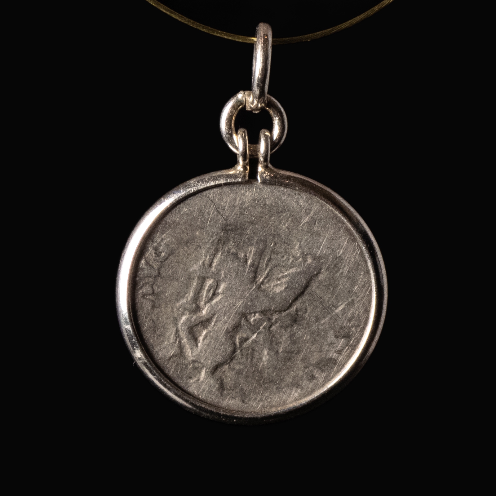 Silver pendant with Roman coin of Vespasian