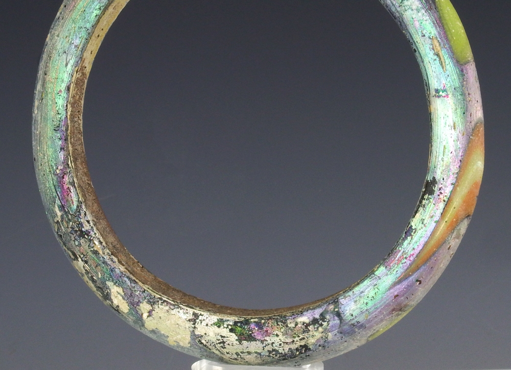 Solid Roman multicoloured glass bracelet