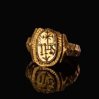 Late Renaissance gilded silver seal ring with Jesuit IHS Christogram