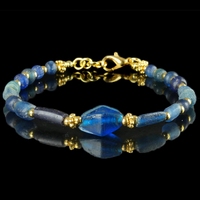 Bracelet with Roman blue glass beads