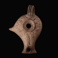 Ancient Roman Terracotta Vogelkopflampe (Bird's-Head Lamp)